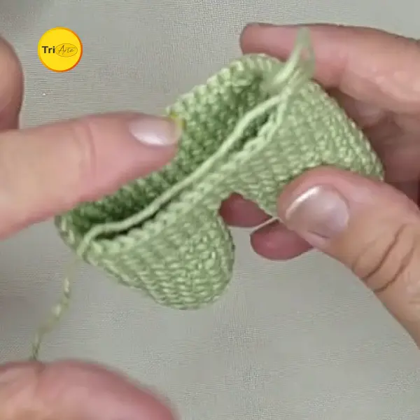 Receita de Amigurumi Baby Yoda - PDF Ilustrado 2