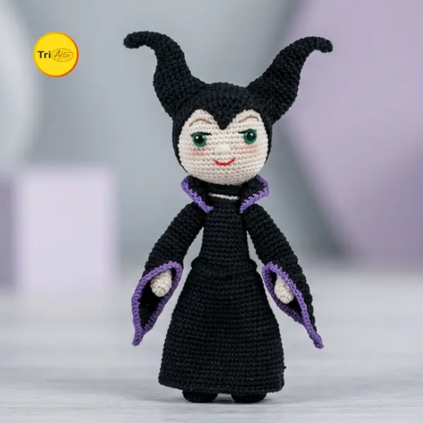 Receita de Amigurumi Malévola - PDF Ilustrado