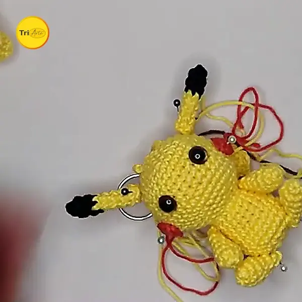 Receita de Amigurumi Chaveiro Pikachu - PDF Ilustrado 3