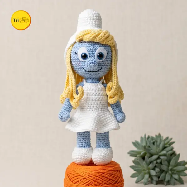 Smurfette em Amigurumi Feita à Mão