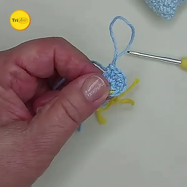 Receita de Amigurumi Tristeza - PDF Ilustrado 2